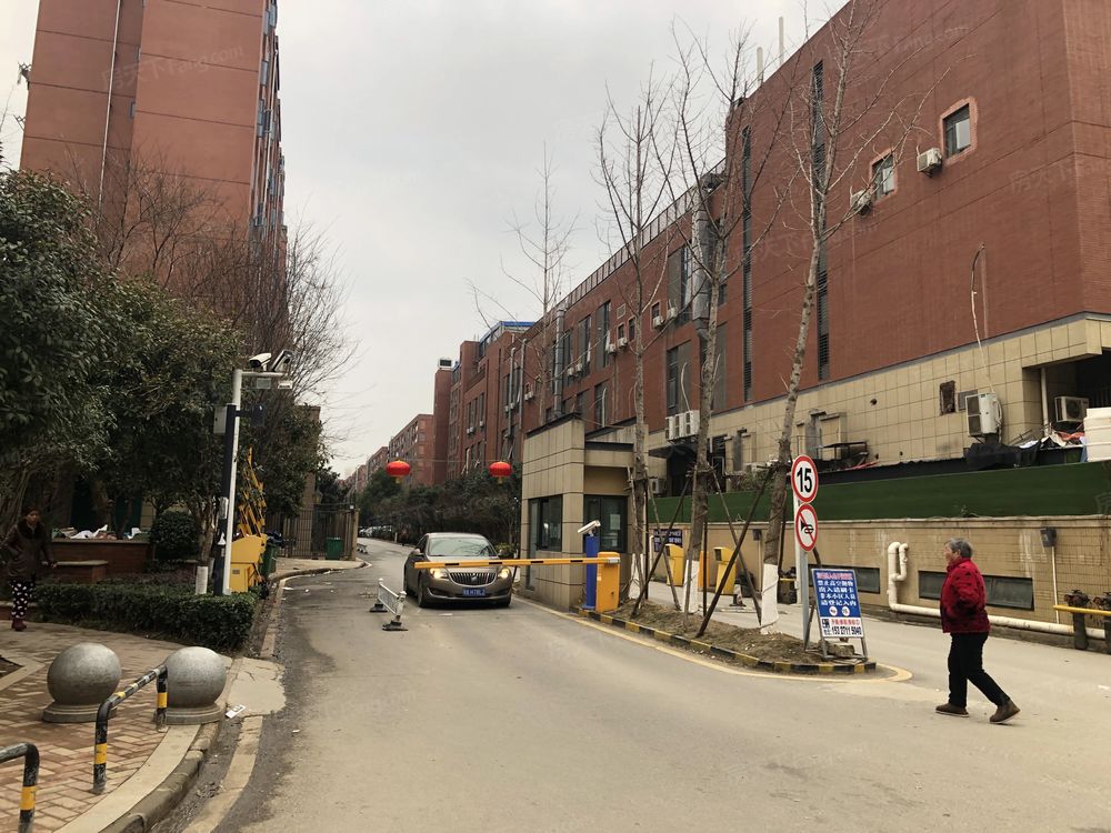 小区相关图