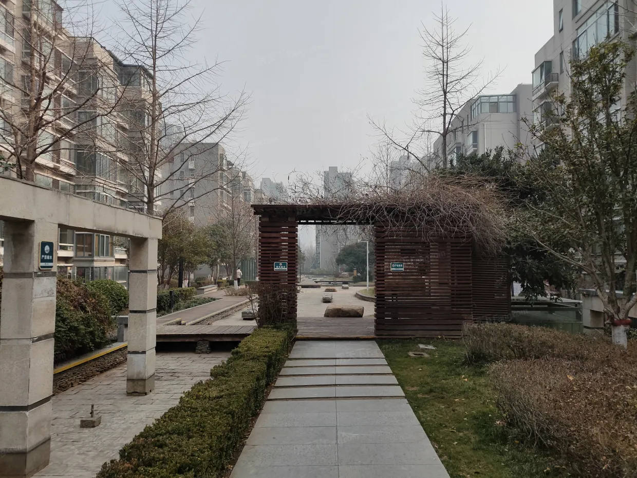 【郑州蓝钻小区,二手房,租房】- 郑州房天下