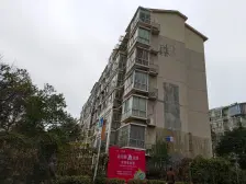 朗逸湾标准四房,通透户型,小区环境好