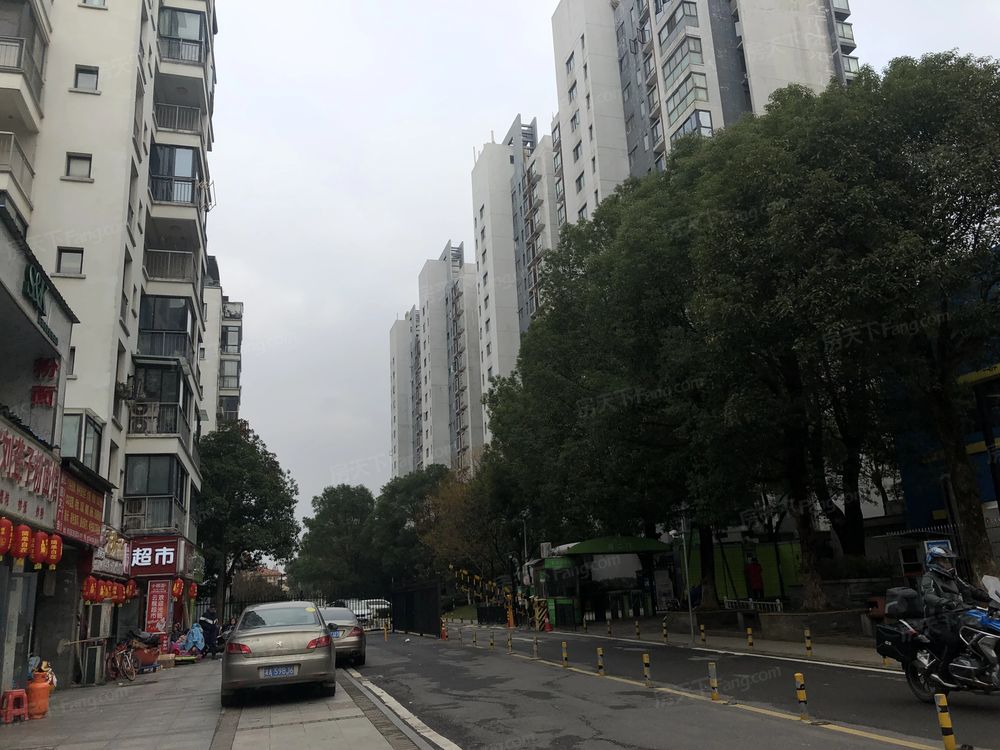 小区相关图