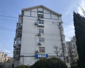 田家花园近大润发1楼能干门头的好房
