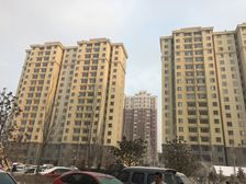 业主诚心出售 两室一厅,电梯7楼,上下方便,看房方便