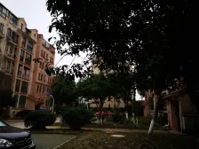 新上 欧风丽苑 南北通透婚装3房2卫 送车库 近2/8号轻轨