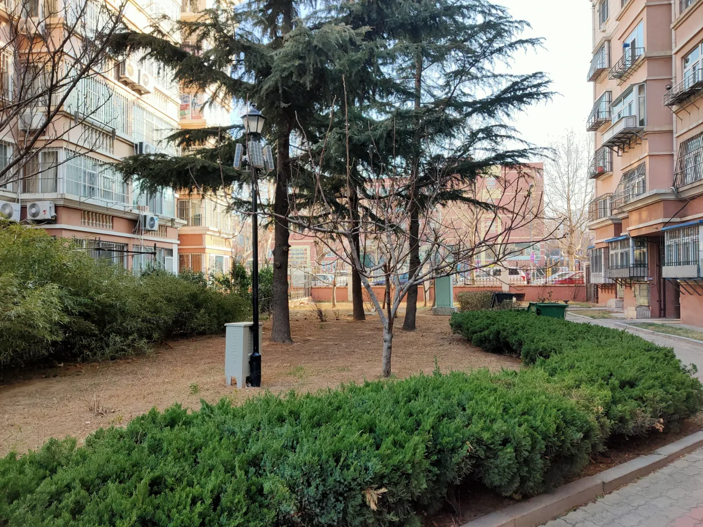 和平花园实景图-小区大门-青岛搜房网