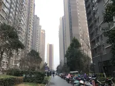 新蓝钻F 双气朝南一室 带阳台 着急卖 看房方便