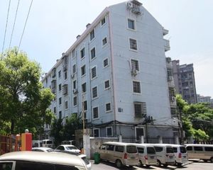 建设路四建小区出入方便的小两房