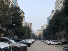 近地铁 精装三四楼复试 配套齐全 看房方便 诚心出售