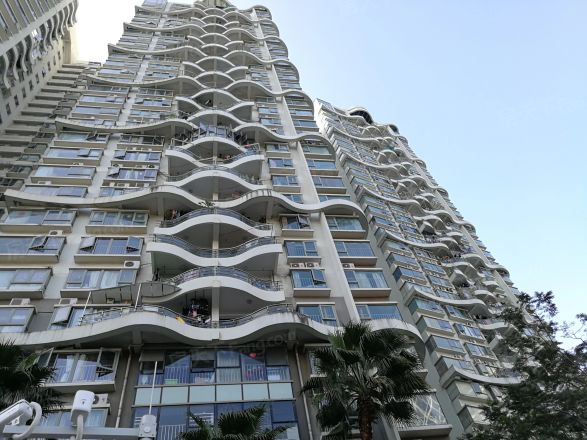 深圳市南山区商业文化中心区环东路东环北路北漾日湾畔5座28e