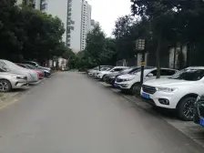 李家沱 融汇半岛五园湾四房115万