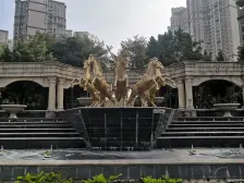 房屋产权满两年,南北通透,业主诚意出售