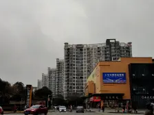 正荣大湖之都朗逸湾 南北通透,采光好 近地铁 视野好,诚心出售