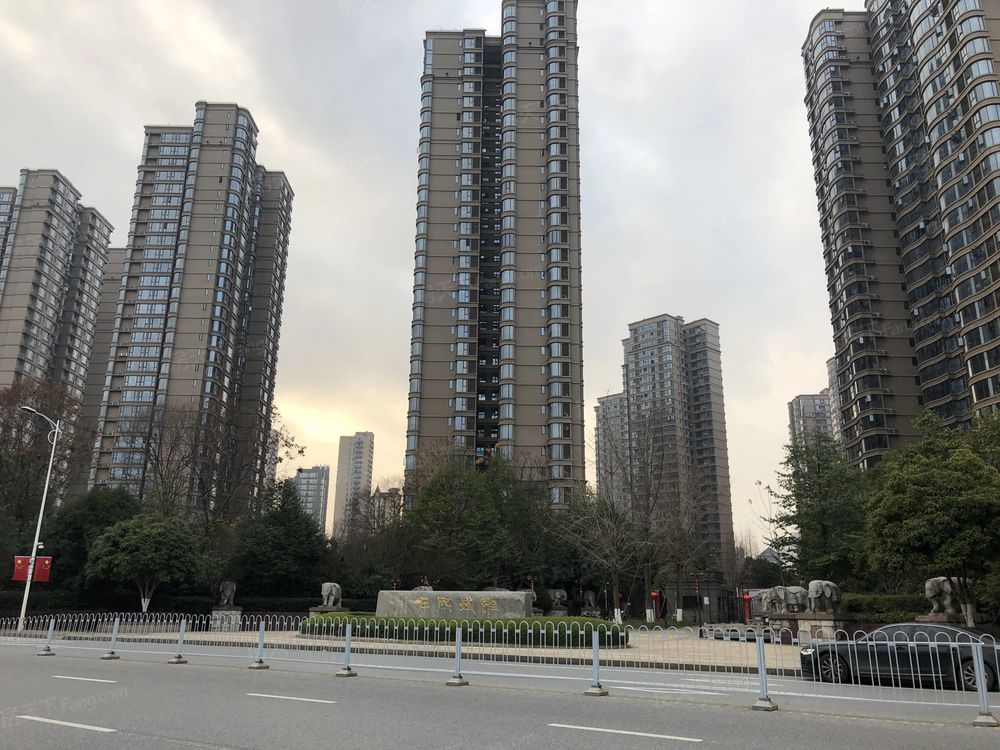 小区相关图