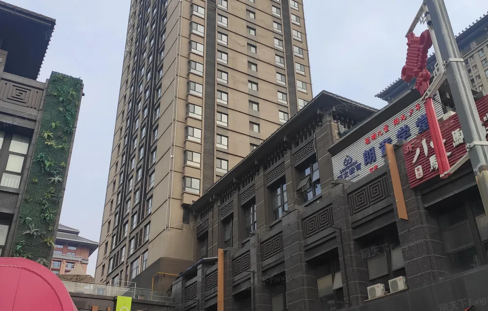 繁华地段 満三满二 看房随时 有赠送,西安莲湖大兴西路太奥广场二手房