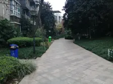 李家沱 融汇半岛一期一房37万