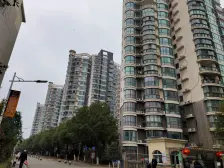 正荣大湖之都丽岛 南北通透,采光好 装修好,环镜优美 近地铁 视野好,诚心出售