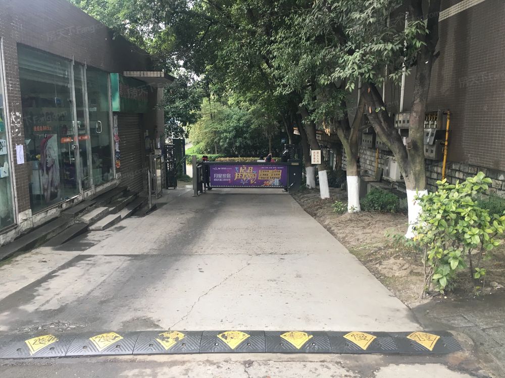 小区相关图