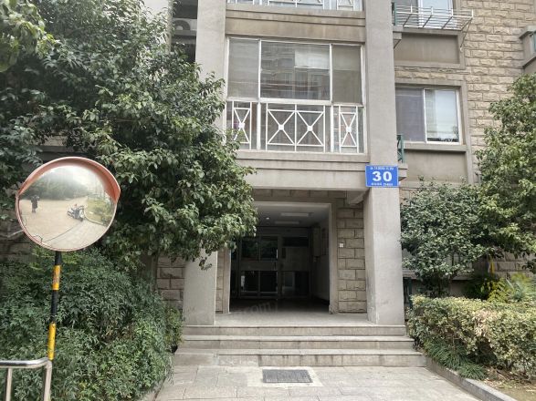 【金马国际花园】| 江苏省无锡市金马国际花园11-502室房产