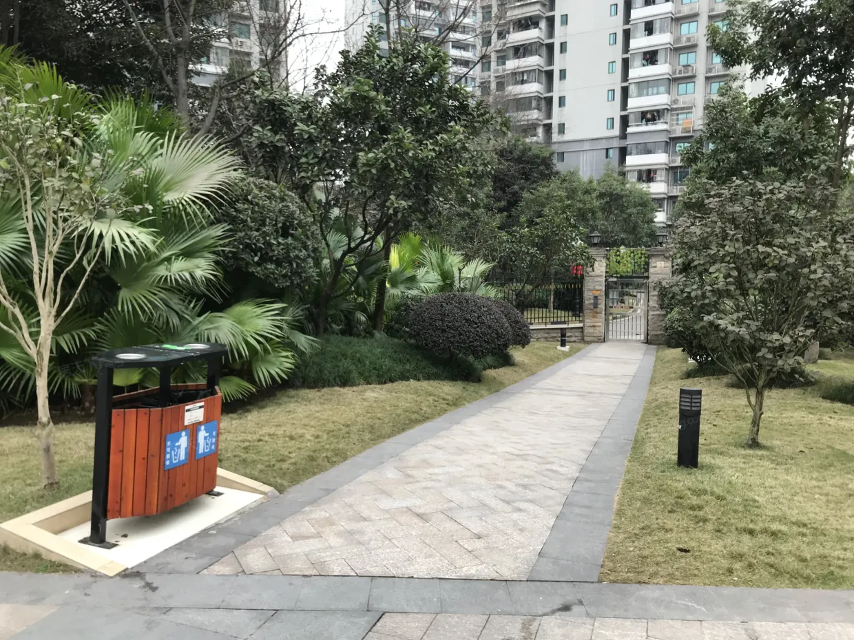 实景图-小区大门