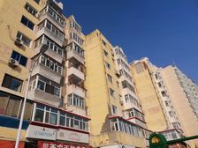 14带15 采光嘎嘎好 全天市场 骨伤科医院