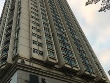 金海岸大厦一房一厅251万急售满五维一红本在手高楼层