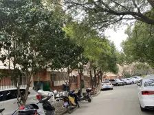 整个小区V一一套单价只要5万的电梯两房一厅,诚心出售