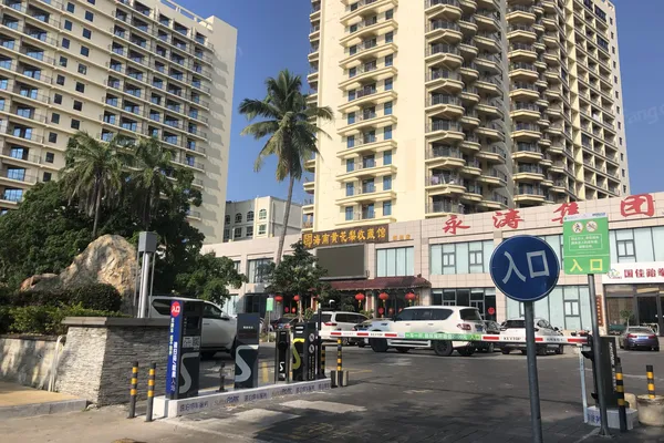 三亚君锦滨海酒店