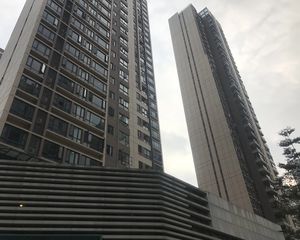 保利中悦广场1室1厅西南
