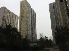 房子新,公园旁 ,小区环境好 ,采光好