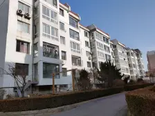 此房楼层好,采光充足,配套齐全,出行便利