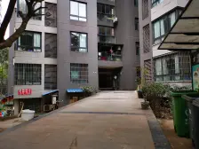 西区 金色池塘二房71万