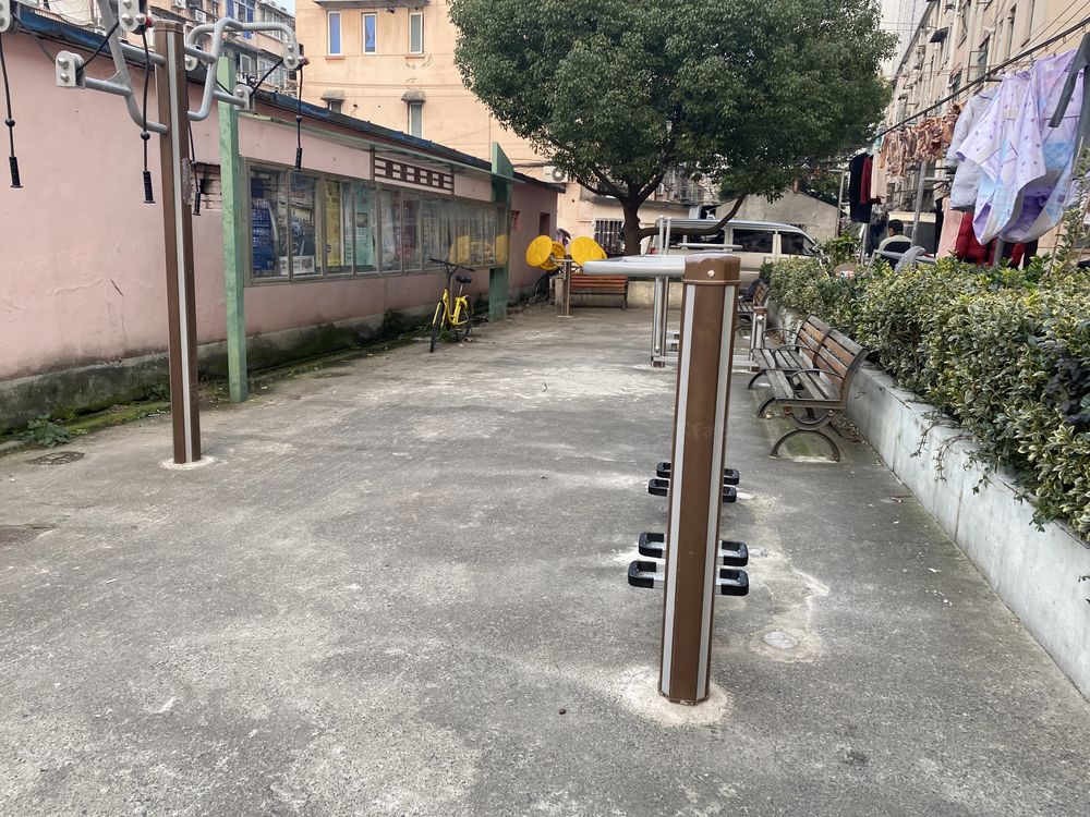 小区相关图