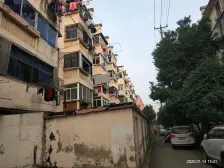 苏苑一楼带院子,满五唯一少个税,精装2房