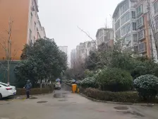 近地铁 梧桐街站 交通便利 采光 通风效果好 诚心出售