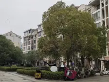 梦里水乡的两房,繁华地段,出门澄碧湖,菜市场