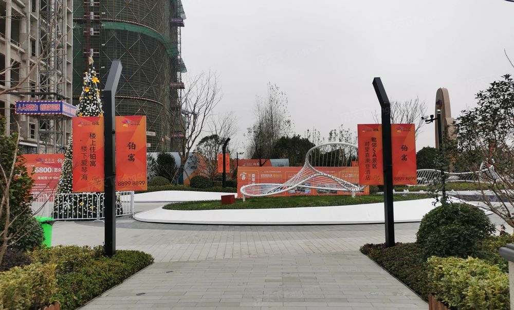 28楼采光好 南北通透 随时看房3室2厅 毛坯,常州武进牛塘红星国际广场