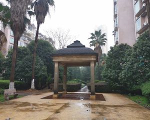 左岸春天3室2厅东南南