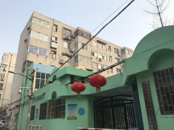 郑大工学院家属院