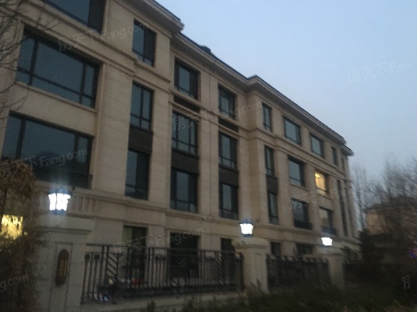 保利罗兰公馆实景图