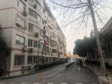 此房满五通透格局,采光充足,双地铁,交通方便双地铁