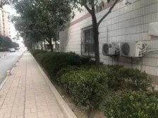 户型方正,通透采光好,电梯房中间层