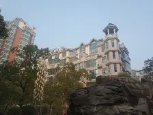 亚星盛世家园 5室2厅 南 北