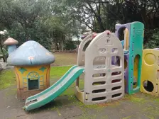 新东福花园 4室2厅 东南