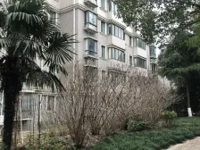 两房两卫、百联商圈 中间楼层、满五、南北通透。