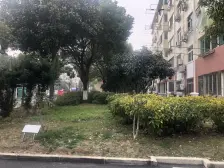 近22号线。诚心出售。山鑫联城花苑百联商圈