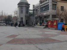 立体世界 临河观景大四房 满五无贷 诚心出售