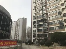 此房电梯房,户型方正好用,全明户型,诚心出售。