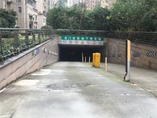 双地铁,位置好,3房2卫电梯房