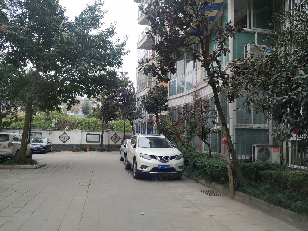 小区相关图