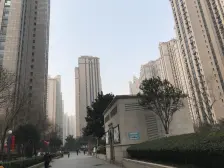 蓝堡湾一期 大平层 满五年 产权清晰 诚信出售