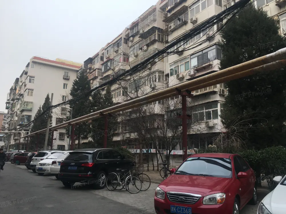 小区相关图